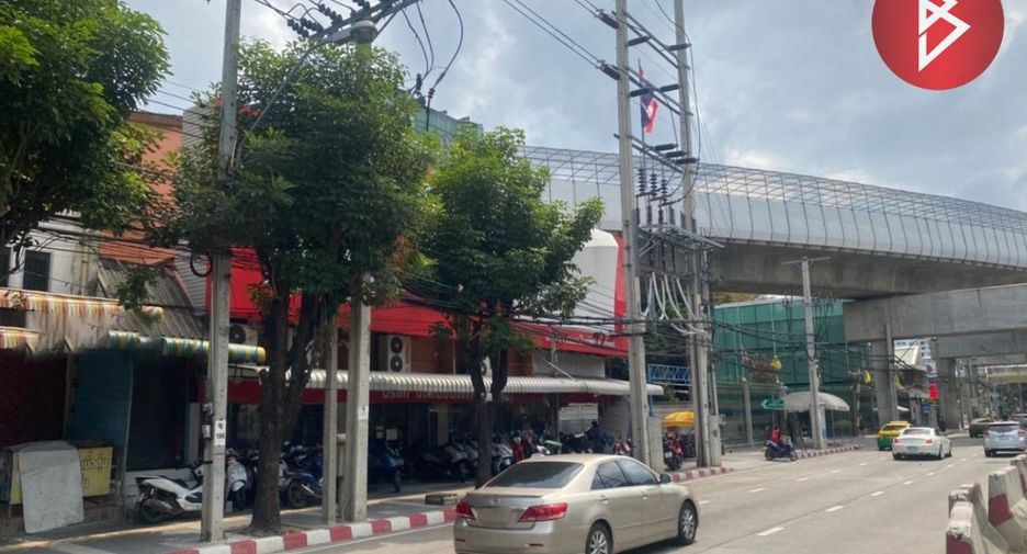 For rent そして for sale retail Space in Bang Phlat, Bangkok