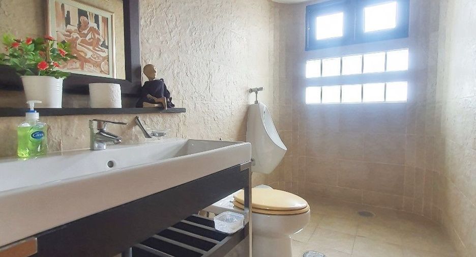 For sale 3 bedrooms condo in Bang Kho Laem, Bangkok