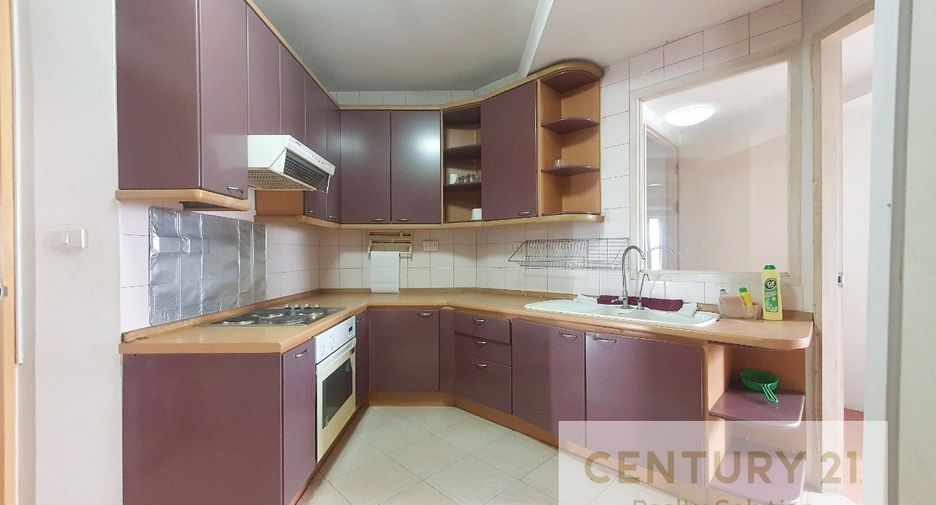 For sale 3 bedrooms condo in Bang Kho Laem, Bangkok