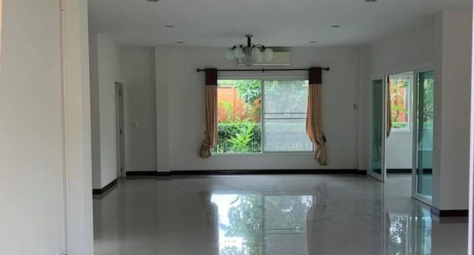 For rent そして for sale 4 Beds house in Doi Saket, Chiang Mai