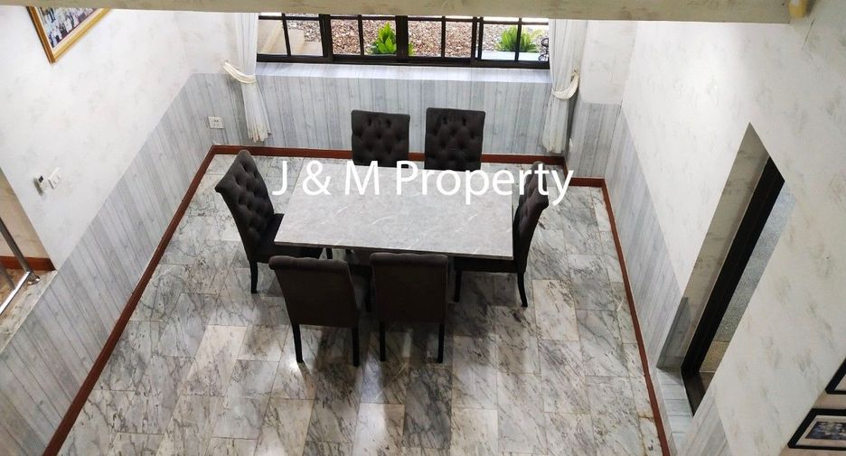 For rent 5 bedrooms house in Hua Hin, Prachuap Khiri Khan