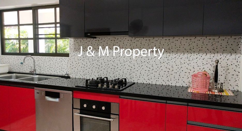 For rent 5 bedrooms house in Hua Hin, Prachuap Khiri Khan