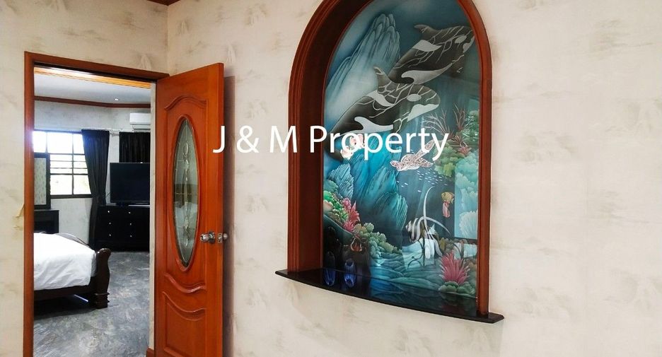 For rent 5 bedrooms house in Hua Hin, Prachuap Khiri Khan