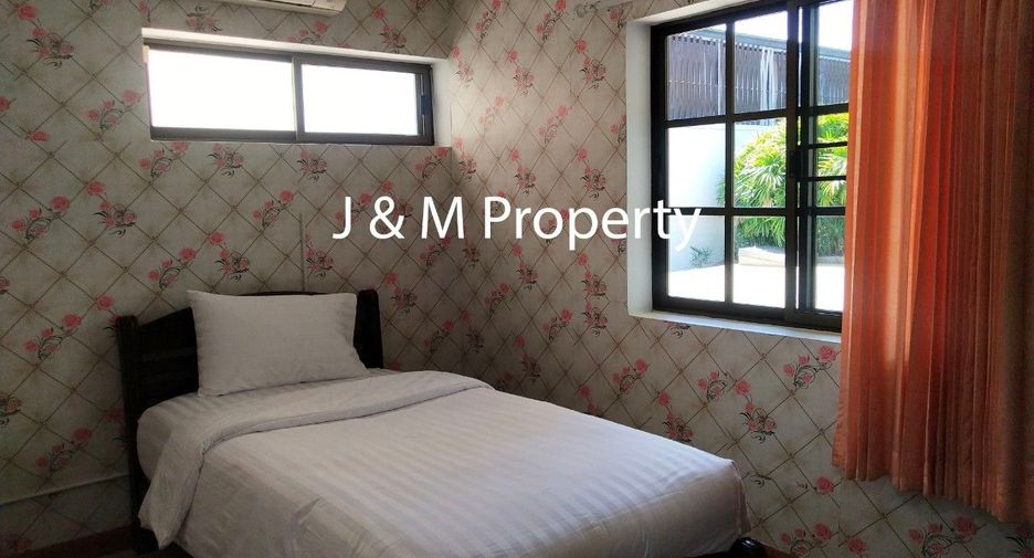 For rent 5 bedrooms house in Hua Hin, Prachuap Khiri Khan