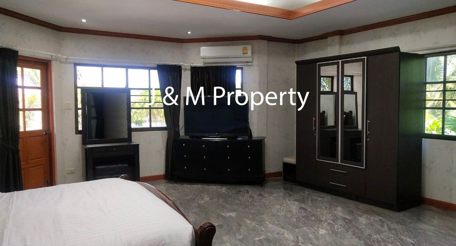 For rent 5 bedrooms house in Hua Hin, Prachuap Khiri Khan