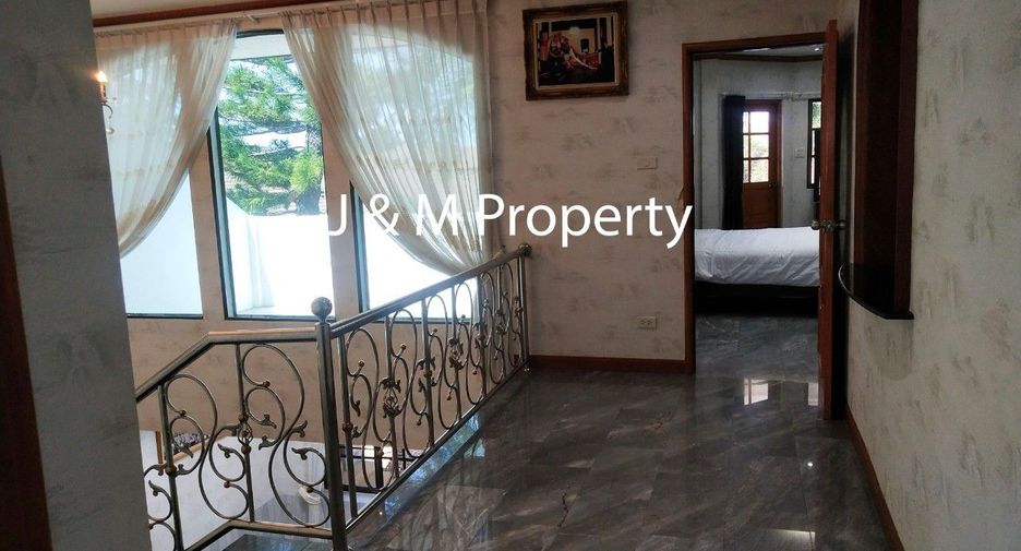For rent 5 bedrooms house in Hua Hin, Prachuap Khiri Khan
