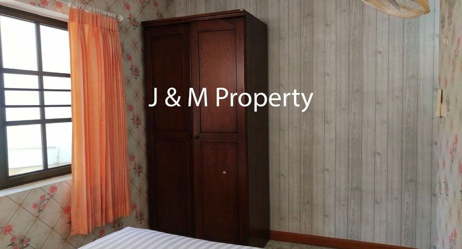 For rent 5 bedrooms house in Hua Hin, Prachuap Khiri Khan