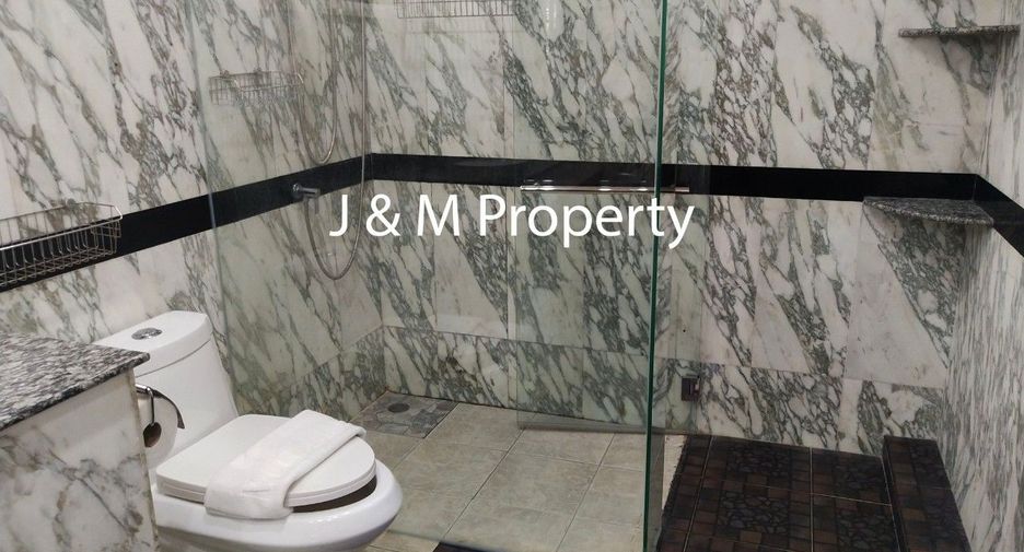 For rent 5 bedrooms house in Hua Hin, Prachuap Khiri Khan