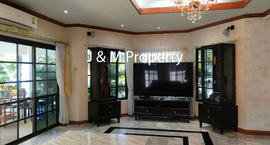 For rent 5 bedrooms house in Hua Hin, Prachuap Khiri Khan