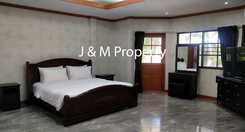 For rent 5 bedrooms house in Hua Hin, Prachuap Khiri Khan