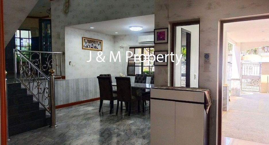 For rent 5 bedrooms house in Hua Hin, Prachuap Khiri Khan