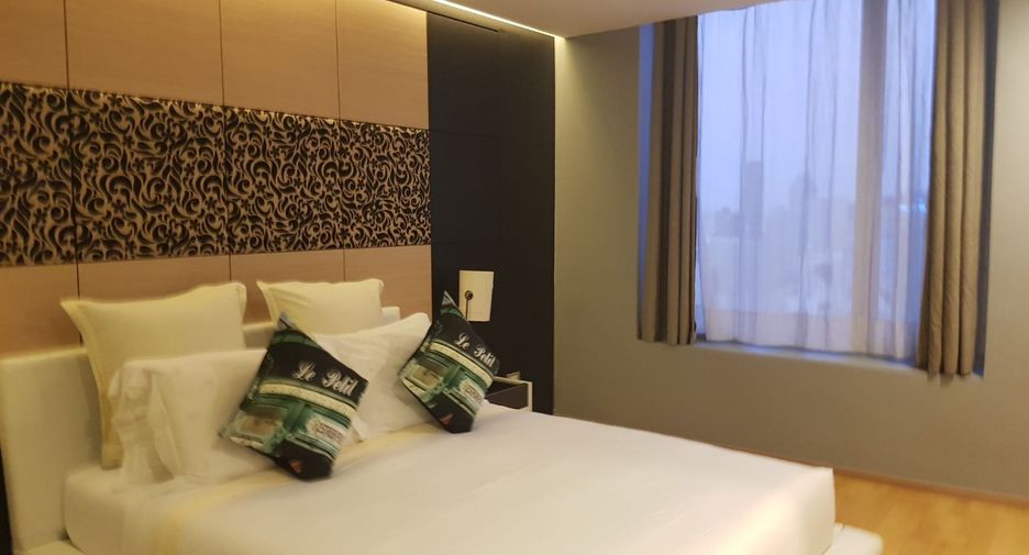 Wohnung zur Miete und zum Kauf mit 5 Zimmer in Pathum Wan, Bangkok