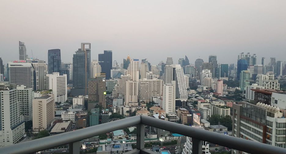 Wohnung zur Miete und zum Kauf mit 5 Zimmer in Pathum Wan, Bangkok