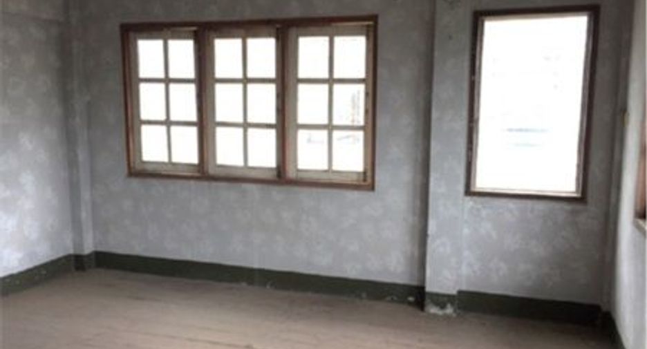 For sale 4 bedrooms house in Pa Sang, Lamphun