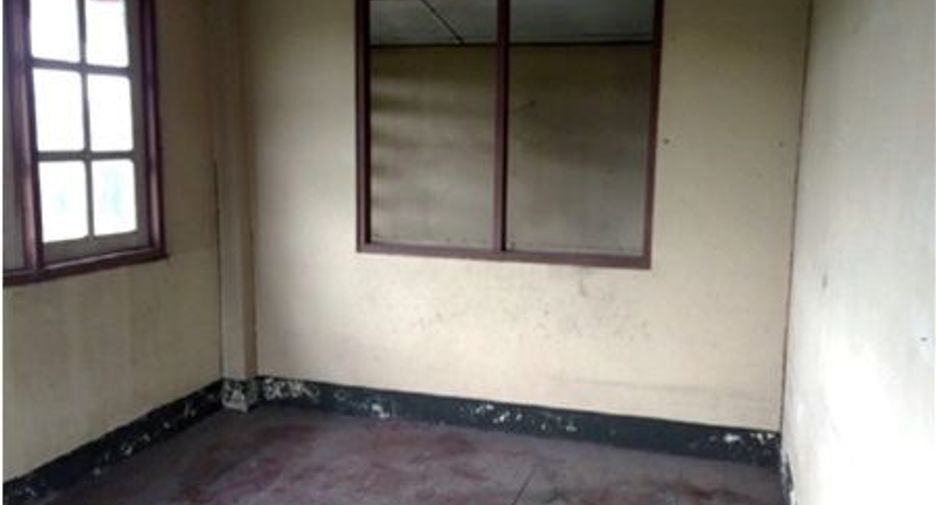 For sale 4 bedrooms house in Pa Sang, Lamphun
