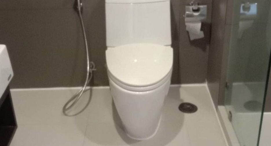For rent and for sale 1 bed condo in Watthana, Bangkok
