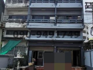 For rent 11 Beds retail Space in Nong Khaem, Bangkok
