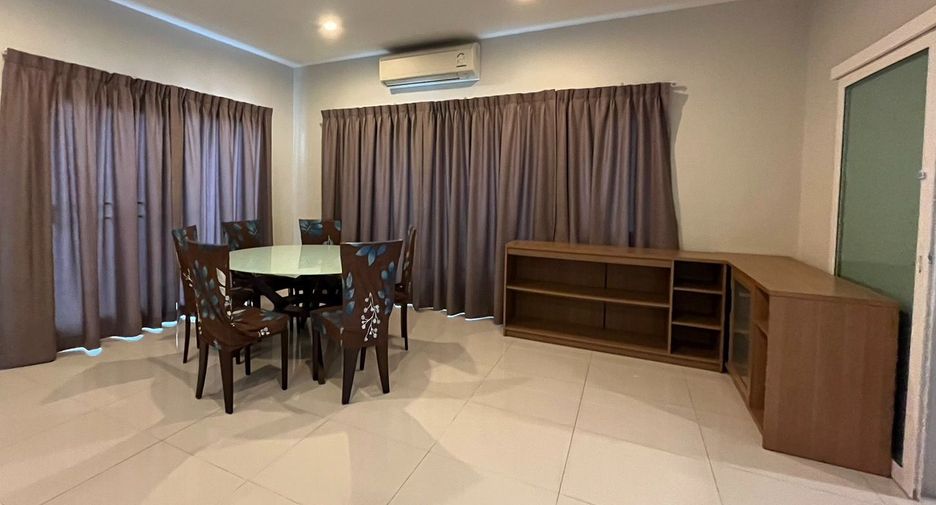 For rent そして for sale 4 Beds house in Bang Na, Bangkok