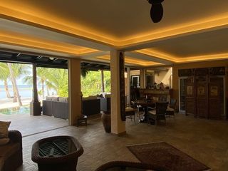 For sale 9 bed retail Space in Ko Chang, Trat