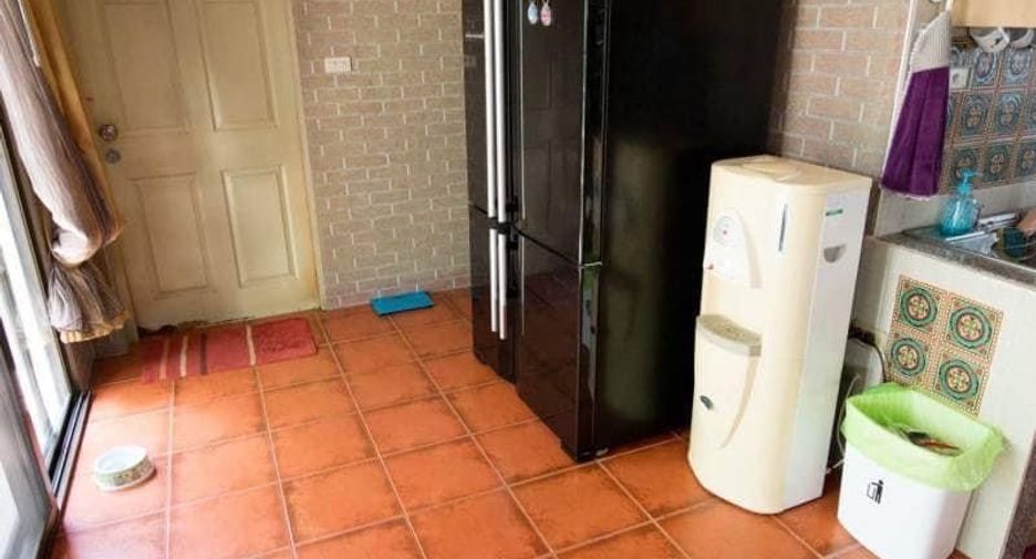 For sale 3 bedrooms house in Wang Thonglang, Bangkok