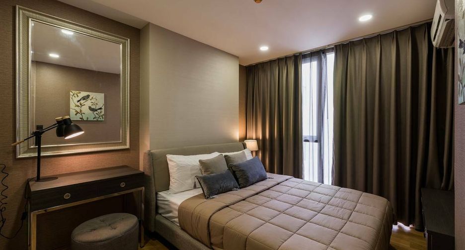 For rent 2 bedrooms condo in Pathum Wan, Bangkok