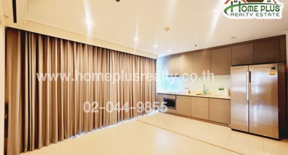 For sale 2 bed condo in Khlong Toei, Bangkok