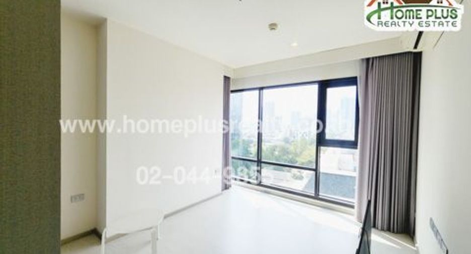 For sale 2 bed condo in Khlong Toei, Bangkok