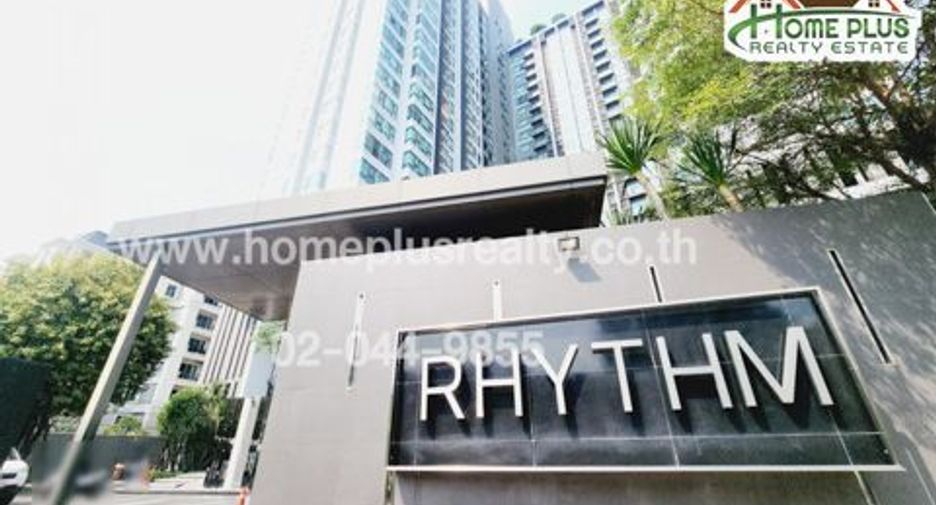 For sale 2 bed condo in Khlong Toei, Bangkok