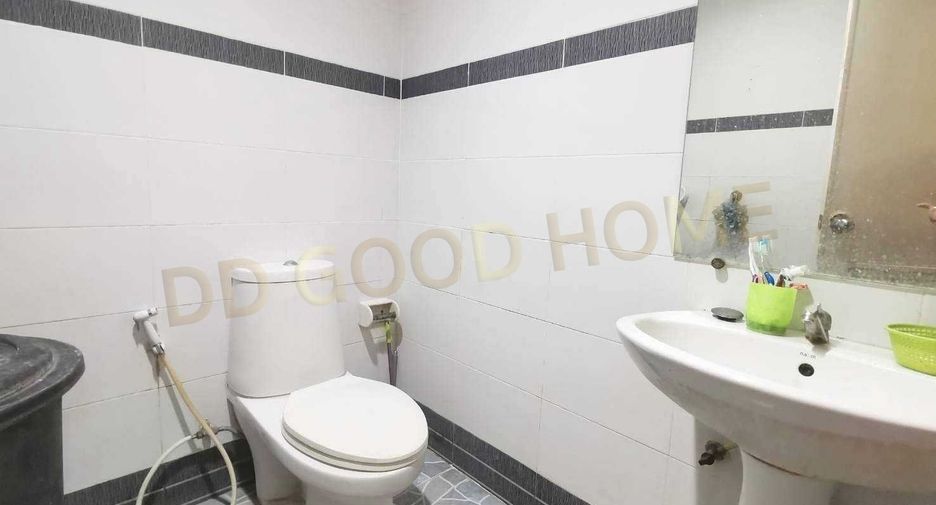 Casa en venta de 2 habitaciones en Sam Phran, Nakhon Pathom
