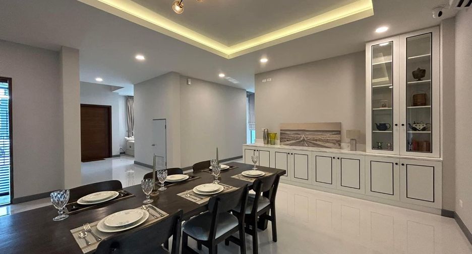À louer 4 chambres maison à Bang Phli, Samut Prakan