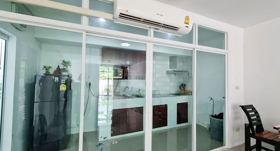 For rent 2 bedrooms townhouse in Thalang, Phuket