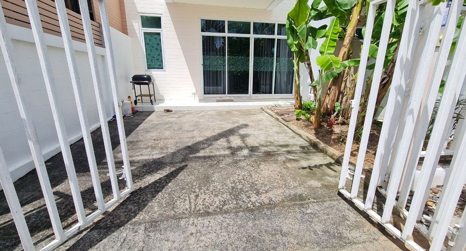 For rent 2 bedrooms townhouse in Thalang, Phuket