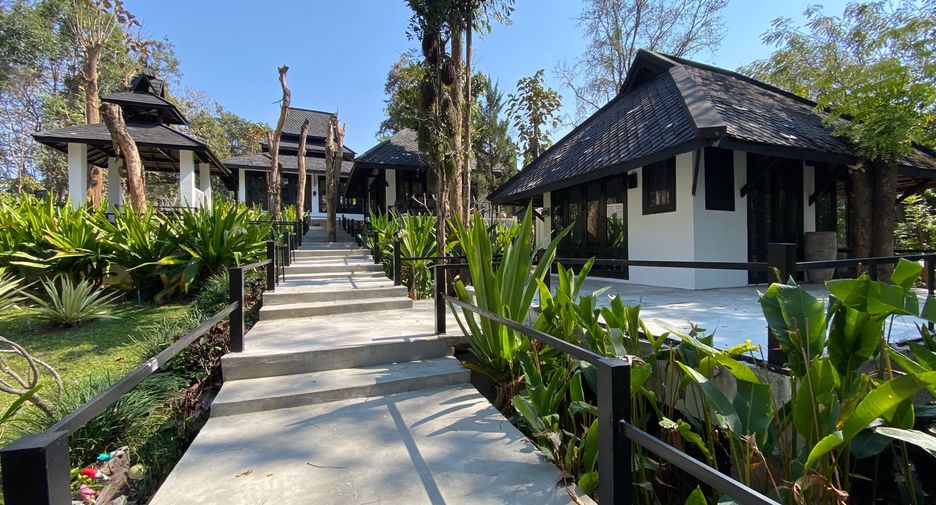 À louer 4 chambres maison à Mueang Lamphun, Lamphun