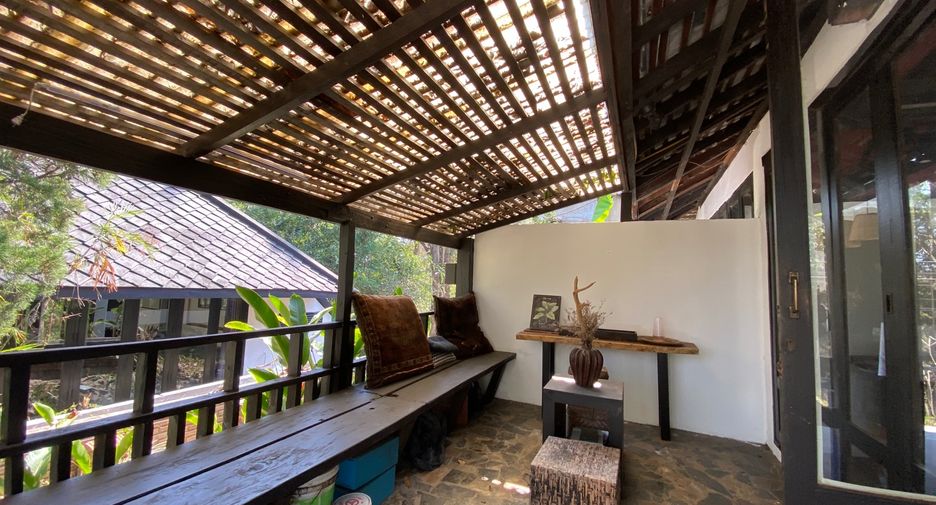 À louer 4 chambres maison à Mueang Lamphun, Lamphun