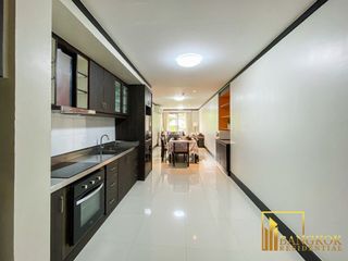 For rent 2 bedrooms apartment in Watthana, Bangkok
