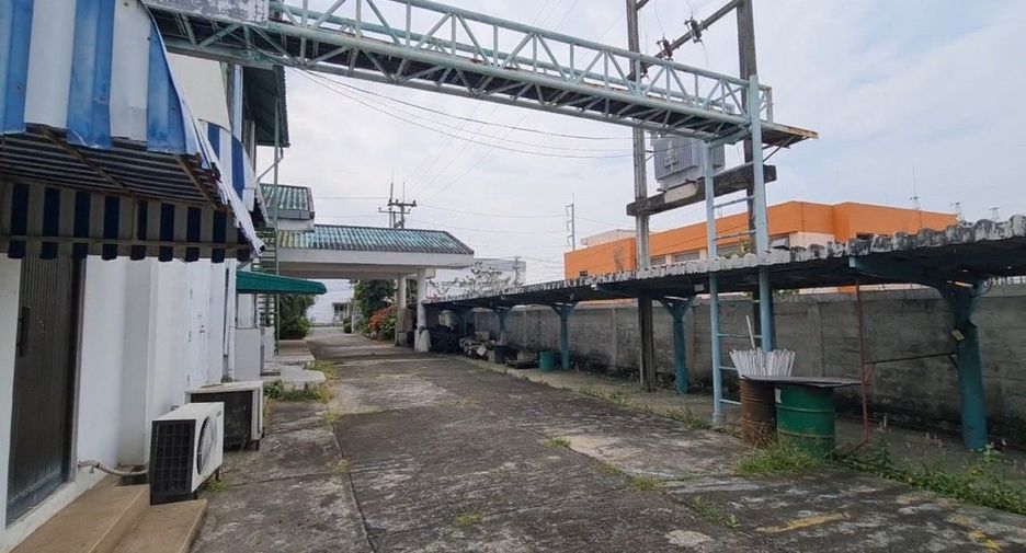 For sale warehouse in Khlong Toei, Bangkok