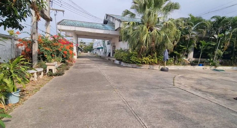 For sale warehouse in Khlong Toei, Bangkok
