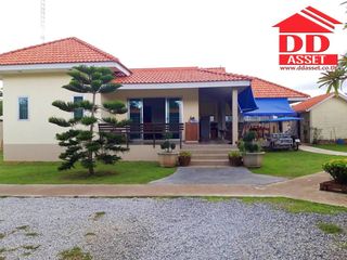 For sale 9 bed hotel in Mueang Rayong, Rayong