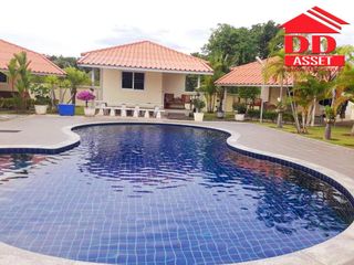 For sale 9 bed hotel in Mueang Rayong, Rayong