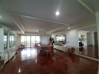 出租 4 卧室 公寓式住宅 在 Khlong Toei, 曼谷