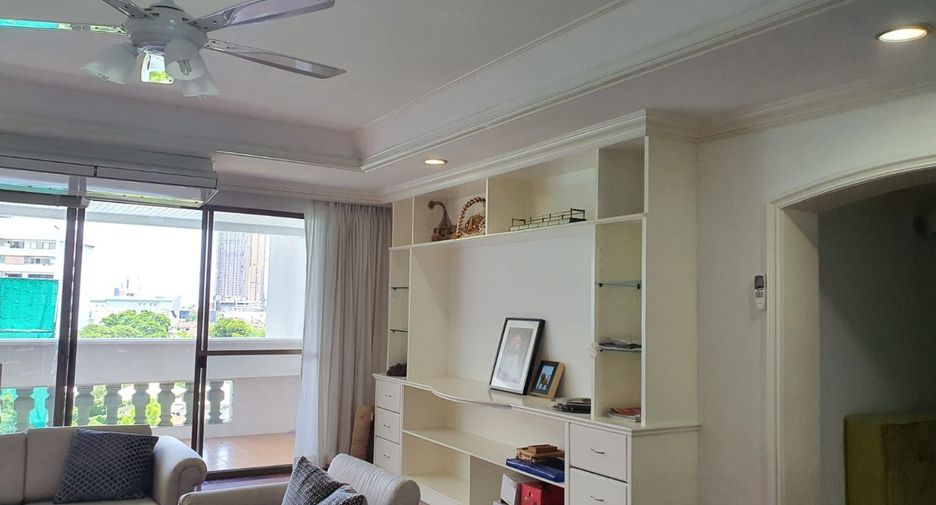 For rent 4 ベッドルーム apartment in Khlong Toei, Bangkok