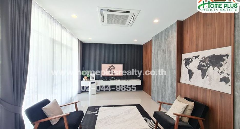 For sale 5 bedrooms house in Bang Kapi, Bangkok