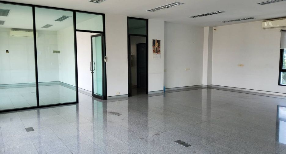 For sale office in Huai Khwang, Bangkok