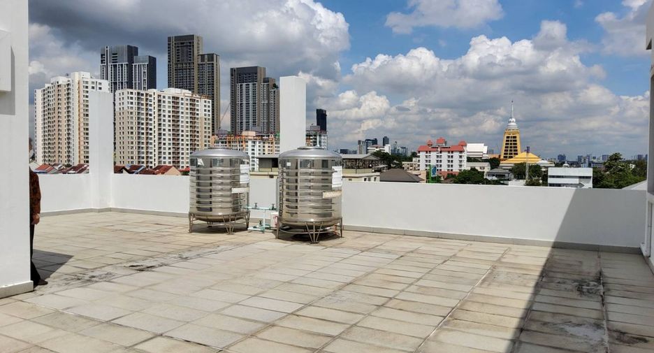 For sale office in Huai Khwang, Bangkok