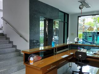 For sale office in Huai Khwang, Bangkok