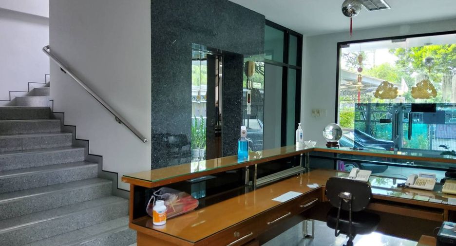 For sale office in Huai Khwang, Bangkok