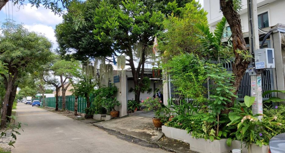 For sale office in Huai Khwang, Bangkok