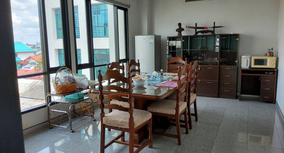 For sale office in Huai Khwang, Bangkok