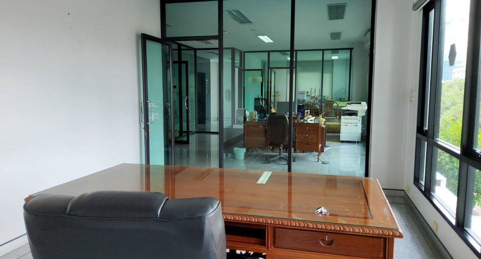 For sale office in Huai Khwang, Bangkok