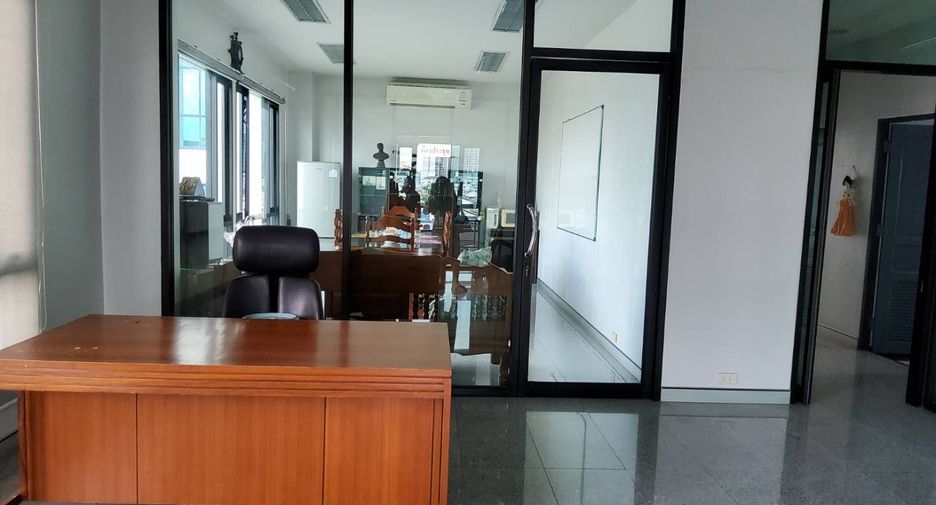 For sale office in Huai Khwang, Bangkok